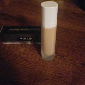 Fenty Beauty by Rhianna Foundation
